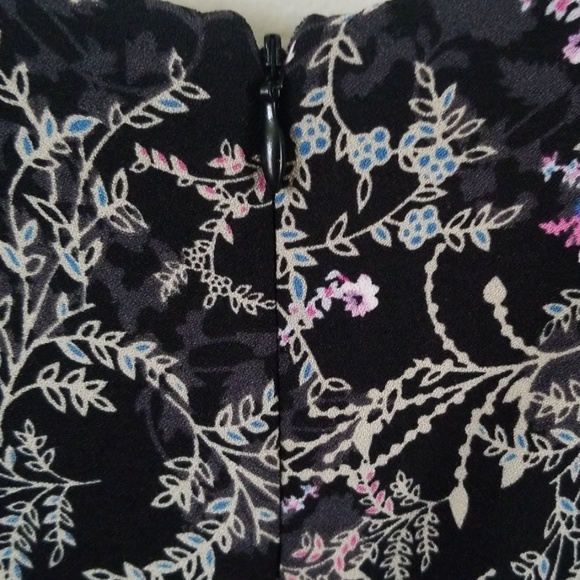 Black Floral Print Dress - Picture 4 of 4